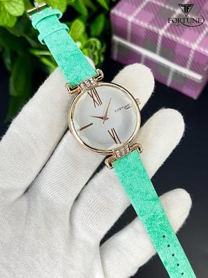 Stylish Women’s Quartz Watch – Water Resistant – 1 Pc
