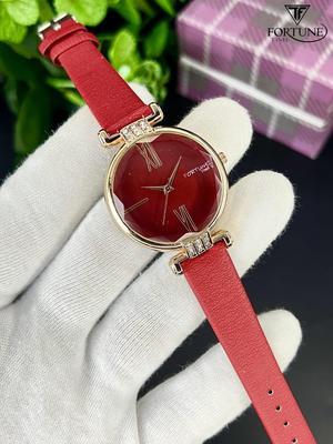 Stylish Women’s Red Leather Quartz Watch – 1 Pc Water Resistant Timepiece